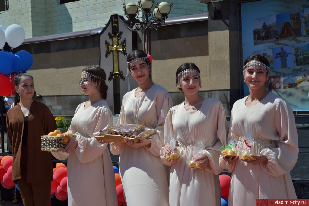 Во Владимире во второй раз прошел фестиваль «Золотой абрикос»