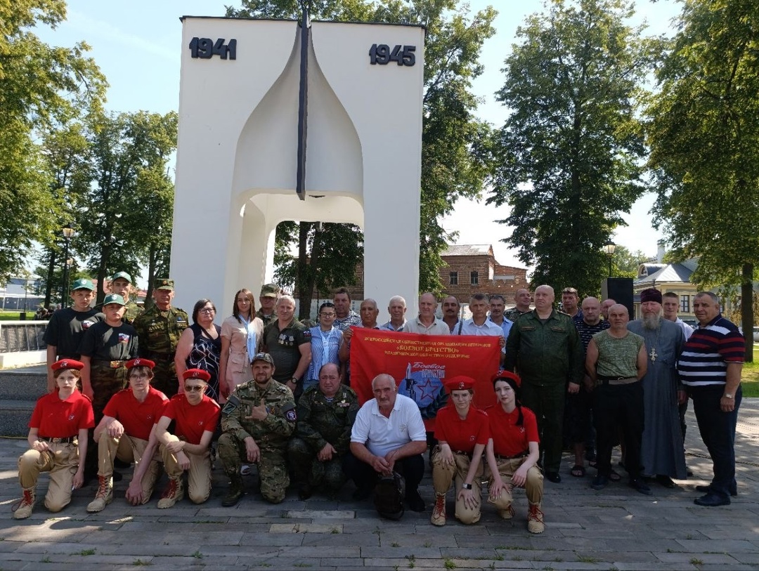 В Суздале прошёл митинг, посвященный Дню ветеранов боевых действий