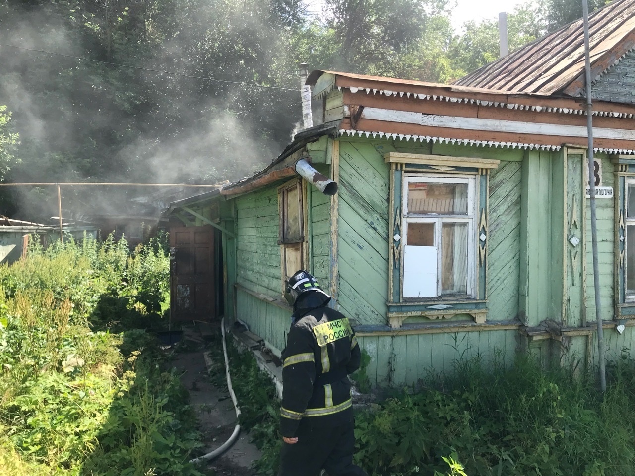 На пожаре в центре Владимира спасли двух человек