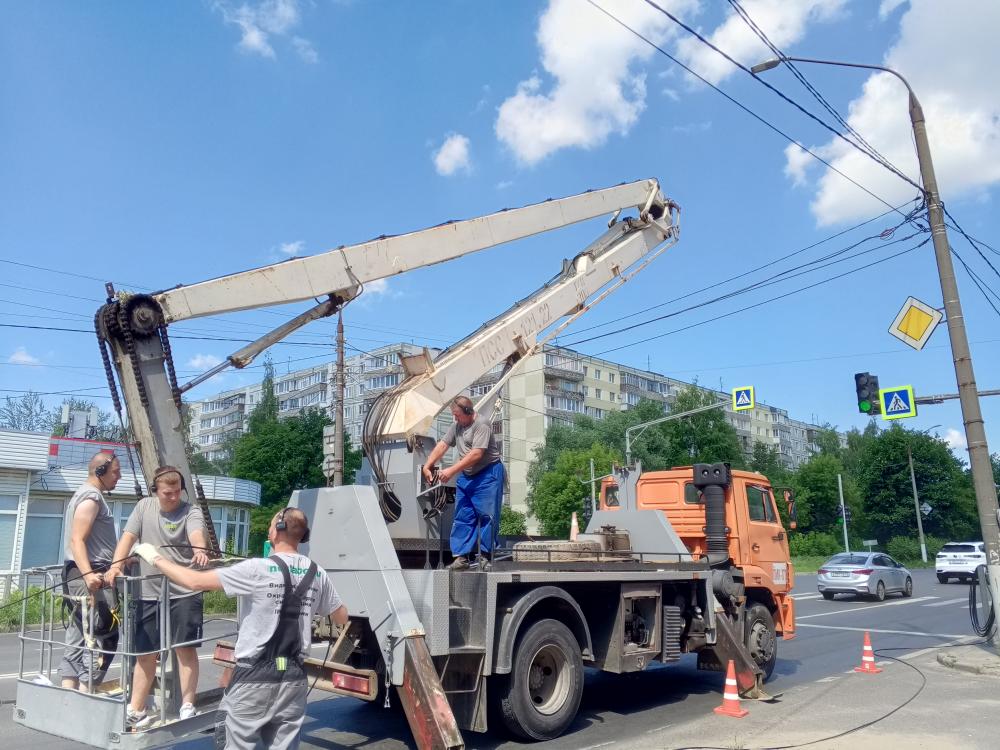 Во Владимире будут регулировать транспортные потоки с помощью "умных" светофоров 