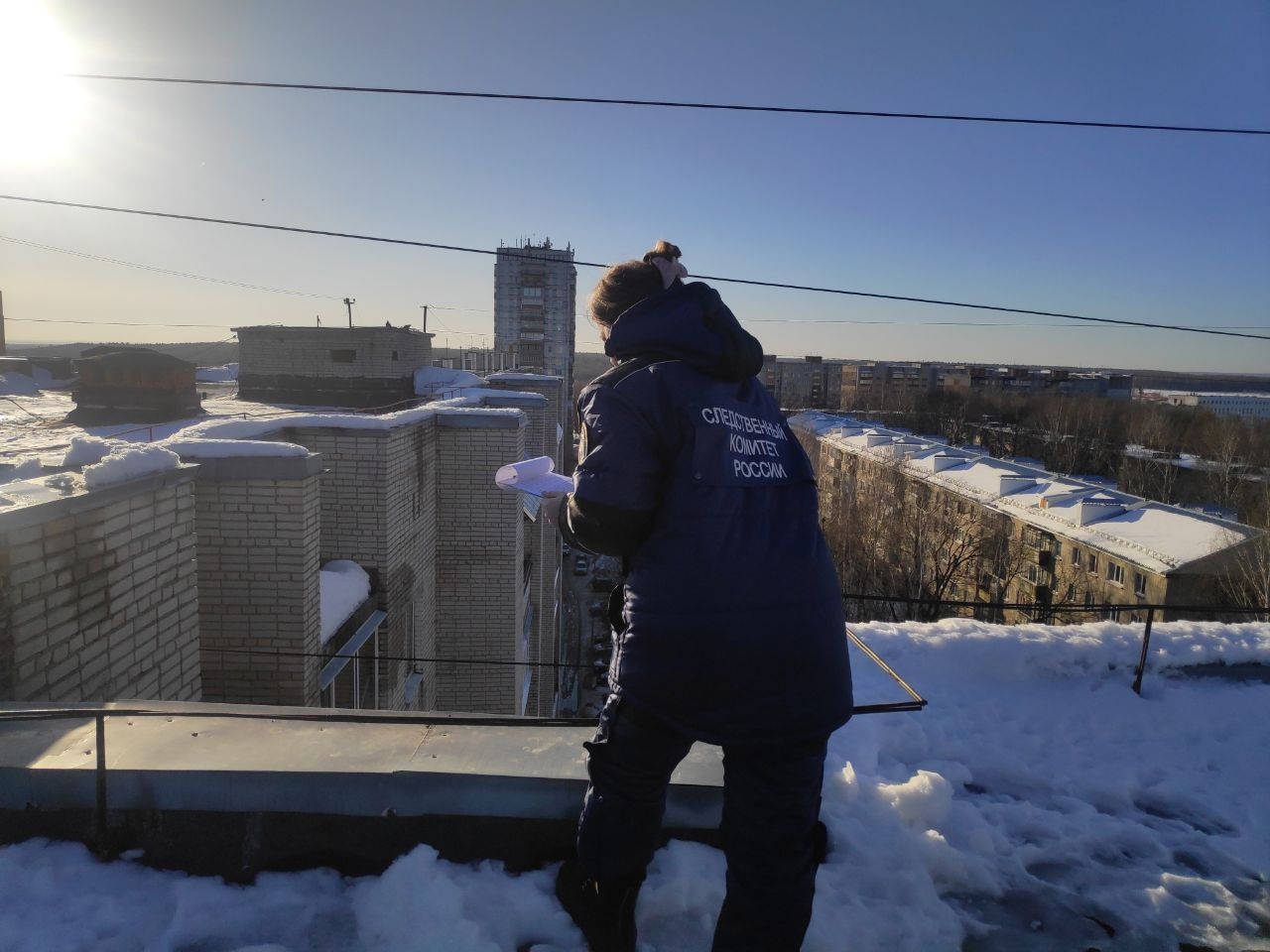 Инженера УК из Владимира осудят за рухнувшую на голову девушки глыбу льда 