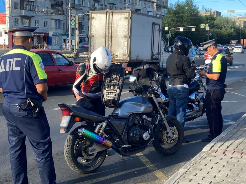 Во Владимире полицейские за день поймали 10 мотоциклистов, нарушивших ПДД 