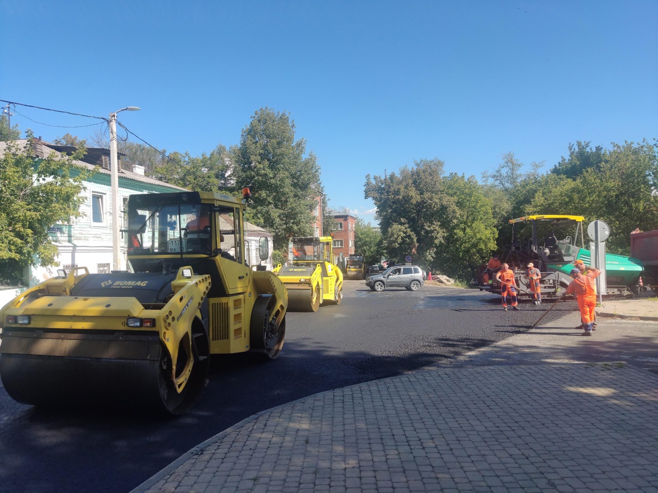 Во Владимире завершают ремонт дороги на улице Никитской 