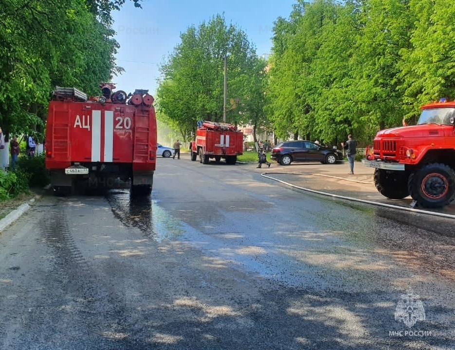 Во Владимирской области загорелся магазин 