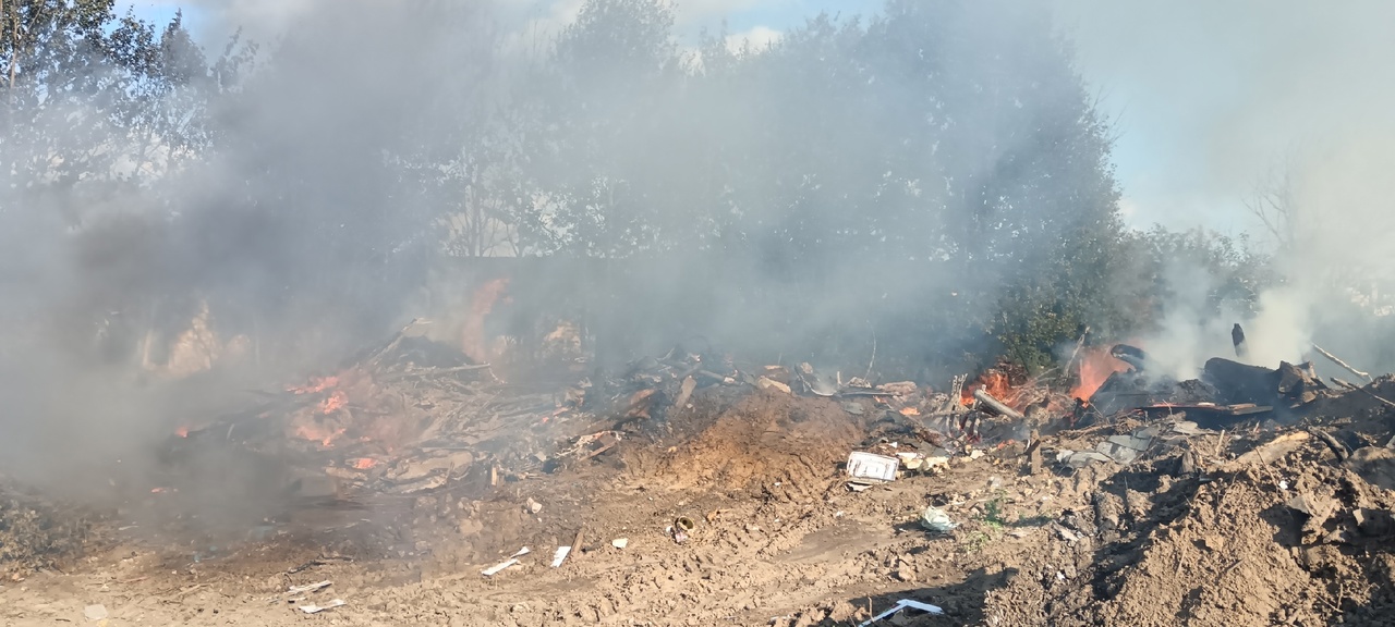Во Владимирской области загорелась свалка 
