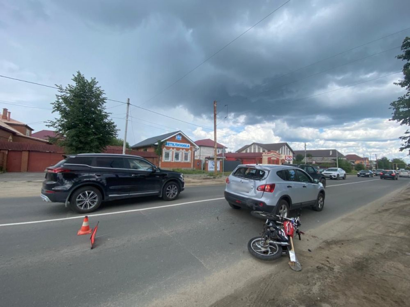 Во Владимирской области легковушка влетела в подростка на мопеде 