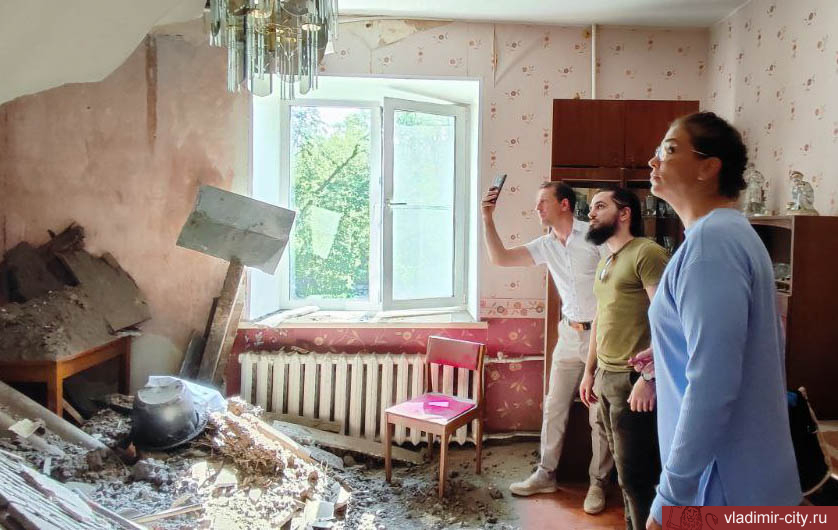 В доме во Владимире обрушилась часть чердачного перекрытия 