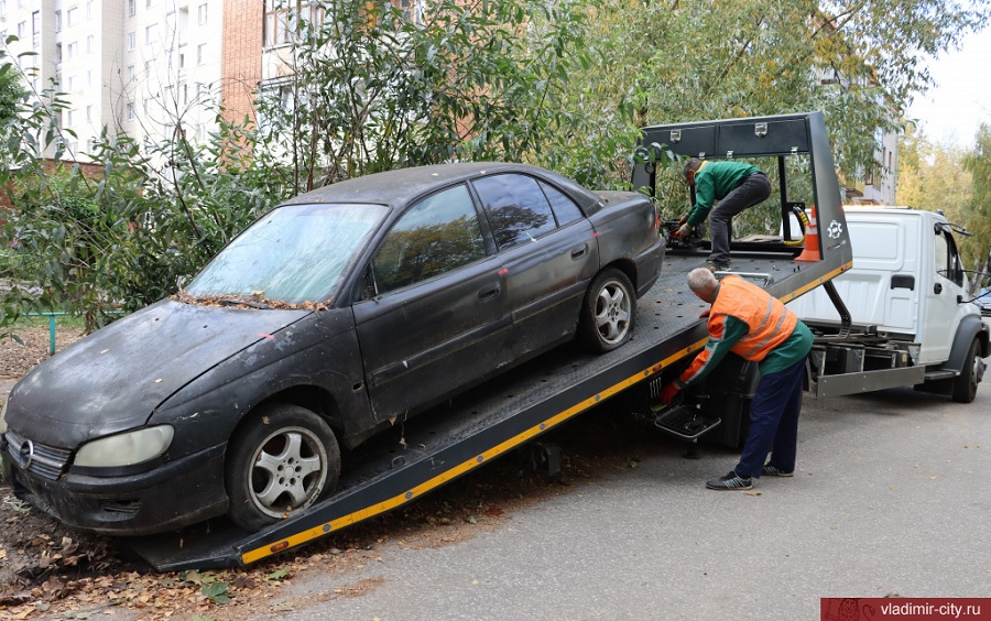 Во Владимире нашли более 170 брошенных автомобилей 