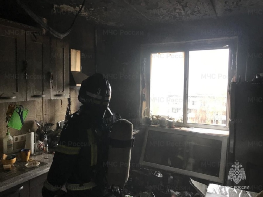 Из горящего многоквартирного дома во Владимире эвакуировали 12 человек 