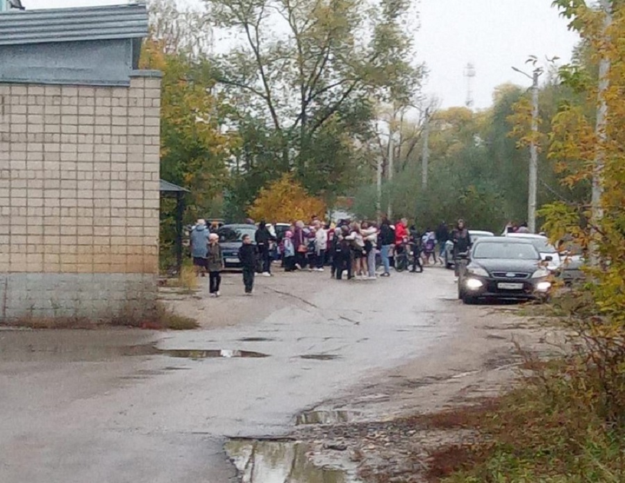 Сообщения о минировании нескольких школ во Владимирской области оказались ложными 