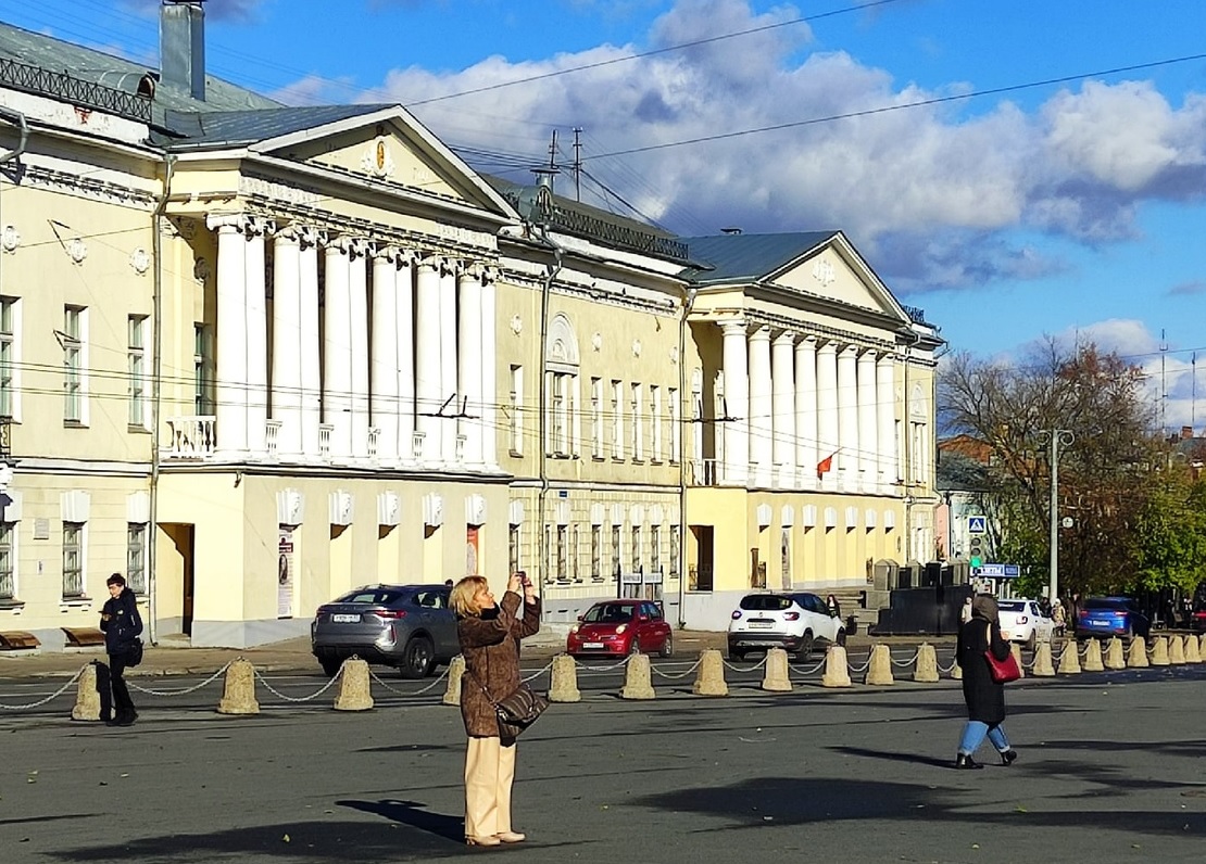 "Хоть волком вой": Глоба назвала 3 знака Зодиака, к которым беда не придет одна