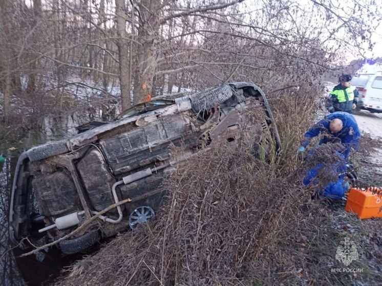 Во Владимирской области в ДТП перевернулся автомобиль на трассе М7 «Волга»
