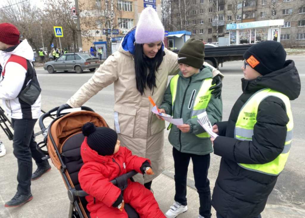 На улицах городов Владимирской области проходит профилактическая акция при участии «Родительского патруля»