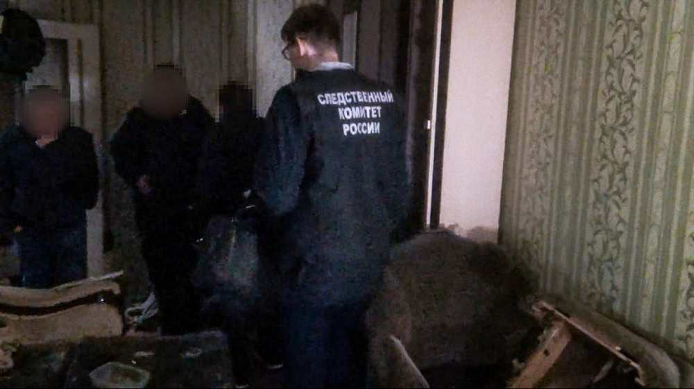 Жителя Александрова обвинили в убийстве знакомого ножницами и электрическим проводом 