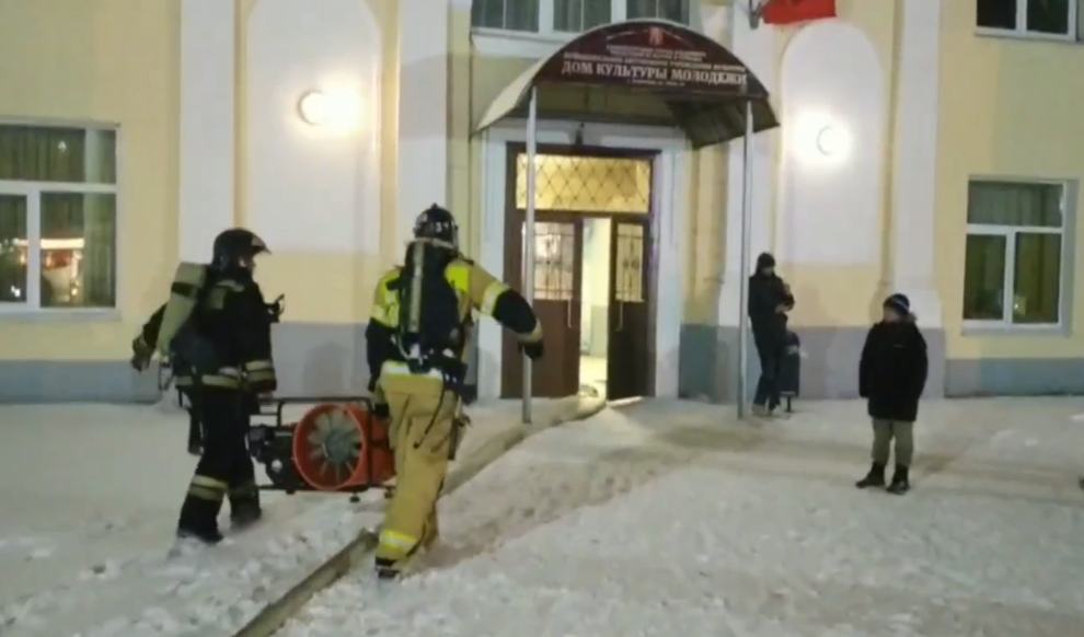 Во владимирском Доме культуры молодежи потушили пожар