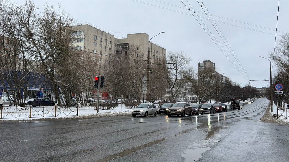 Во Владимире решили изменить работу светофора на улице Белоконской