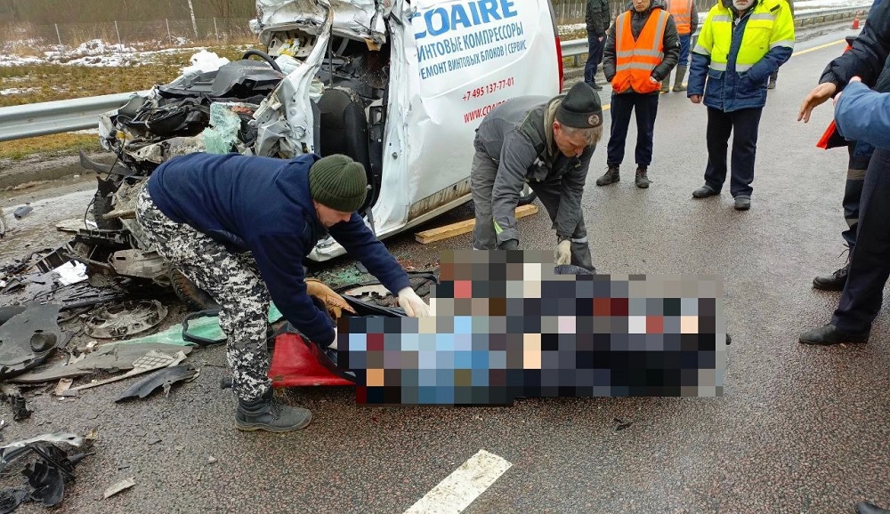 В ДТП с легковушкой и грузовиком на трассе М-12 в Судогодском районе погиб мужчина