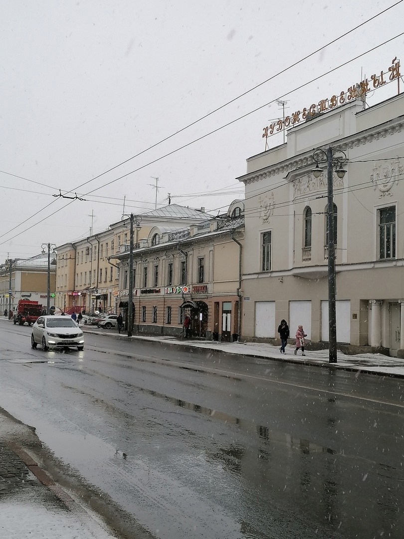Во Владимирской области мужчины оценили карьерный успех выше, чем у женщин