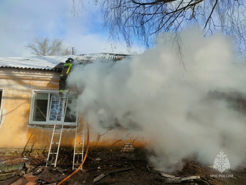 В Муроме при пожаре на улице Казарма погиб человек