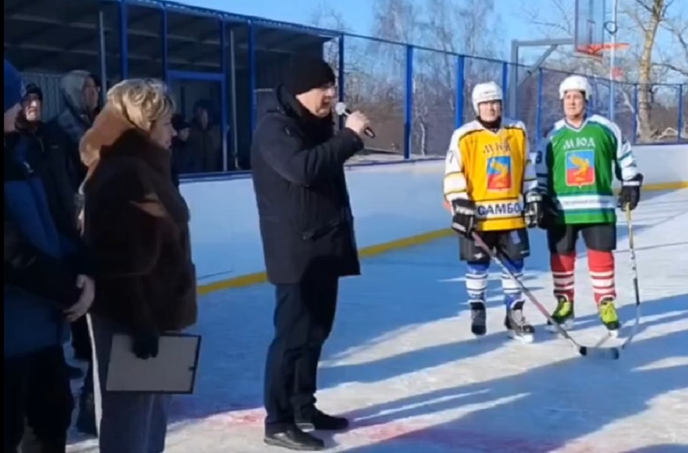 В Суздальском районе открылась новая многофункциональная спортплощадка