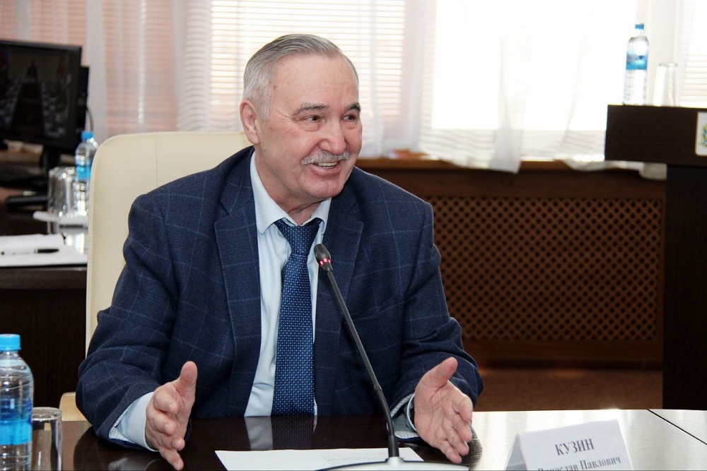 Ушедший в отставку вице-губернатор Вячеслав Кузин станет советником Авдеева