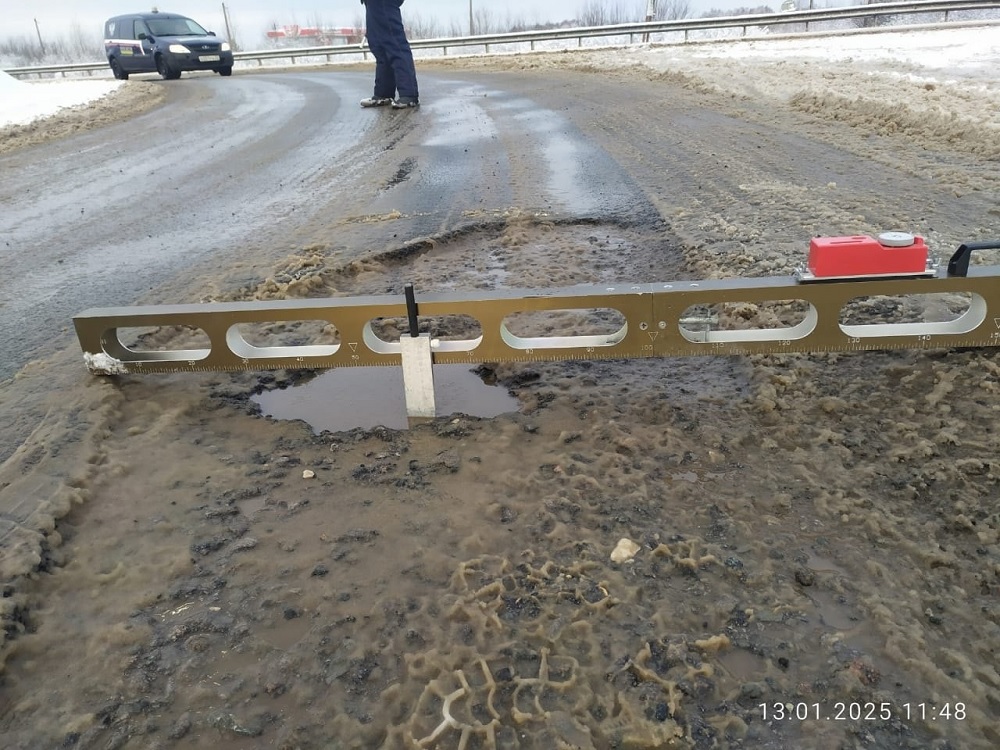 Прокуратура требует от дорожников ремонта трассы М-7 в Гороховецком районе 