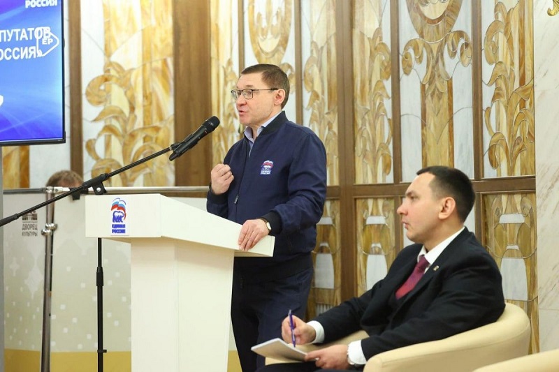  «Форумы муниципальных депутатов «Единой России» — это прямой диалог, который помогает донастроить работ