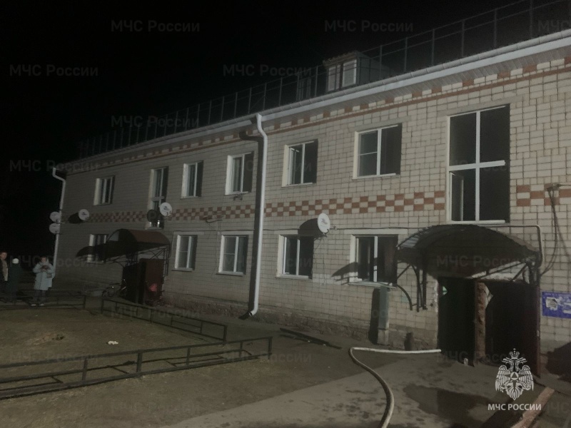 На пожаре в Камешковском районе пострадал житель многоквартирного дома