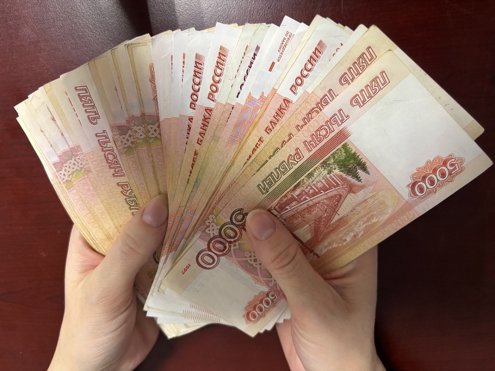 В Александрове главу администрации обязали вернуть деньги за незаконные премии депутатам