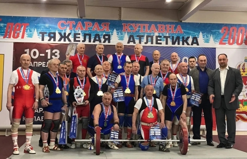 Ветераны тяжелой атлетики из Владимира завоевали 13 медалей на чемпионате России