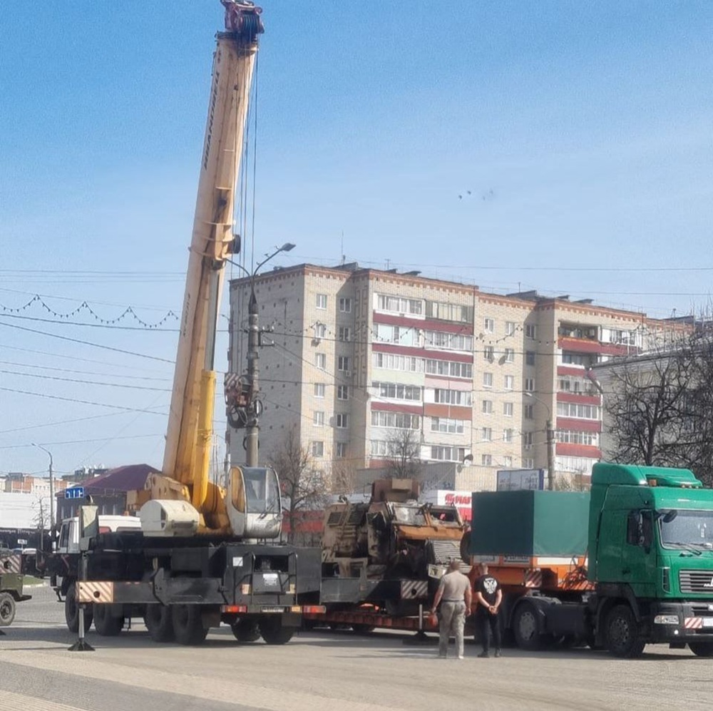 В Ковров прибыли 2 образца военной техники из подмосковного парка "Патриот"