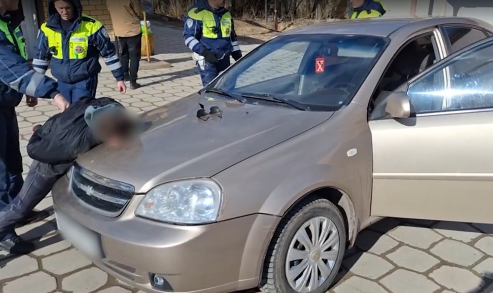 В Ковровском районе полицейские устроили погоню со стрельбой за закладчиком 