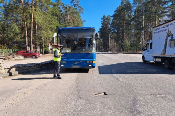 В Гусь-Хрустальном один из пассажирских автобусов работал без лицензии