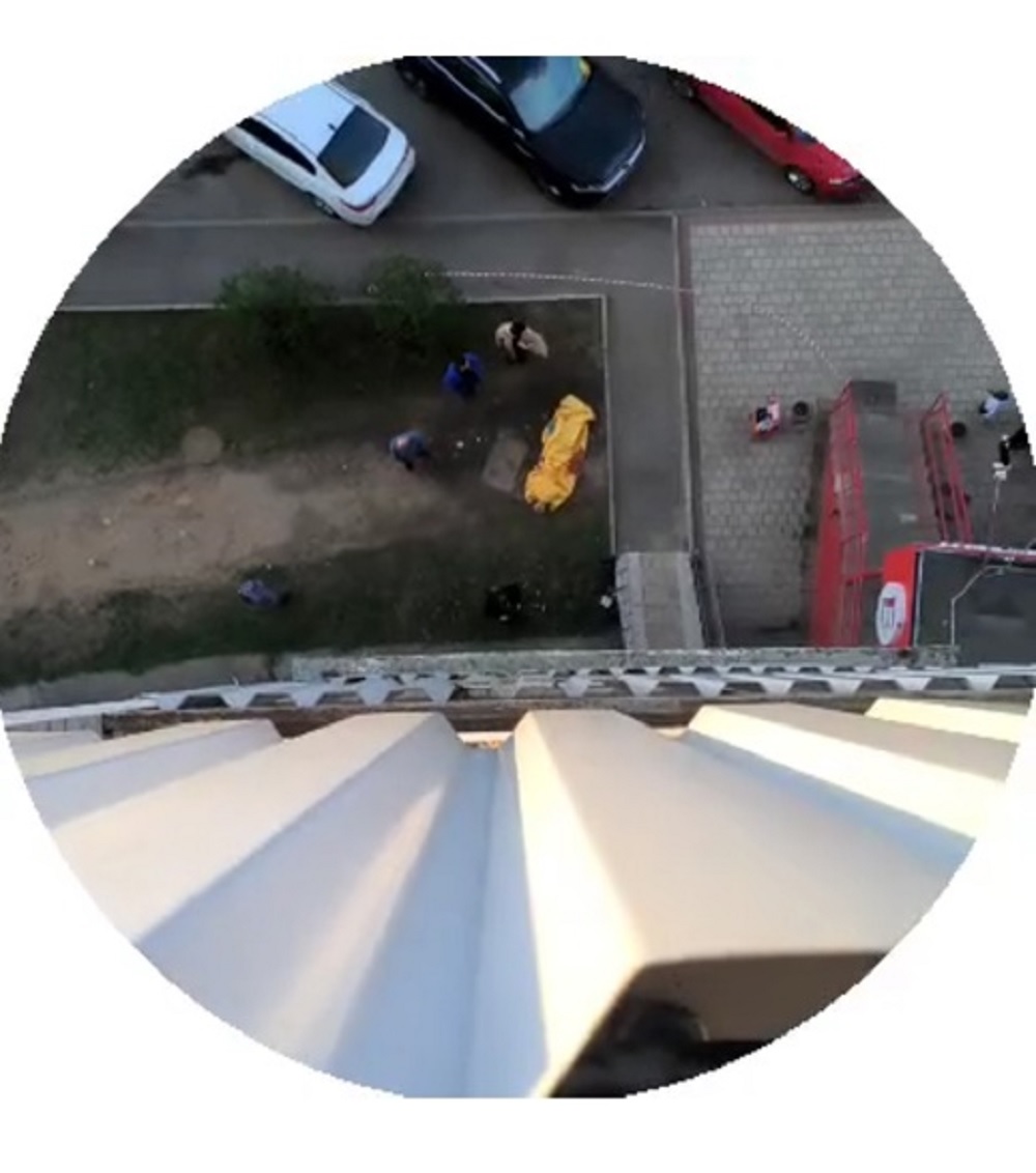 Во Владимире молодой парень упал с балкона 14-го этажа