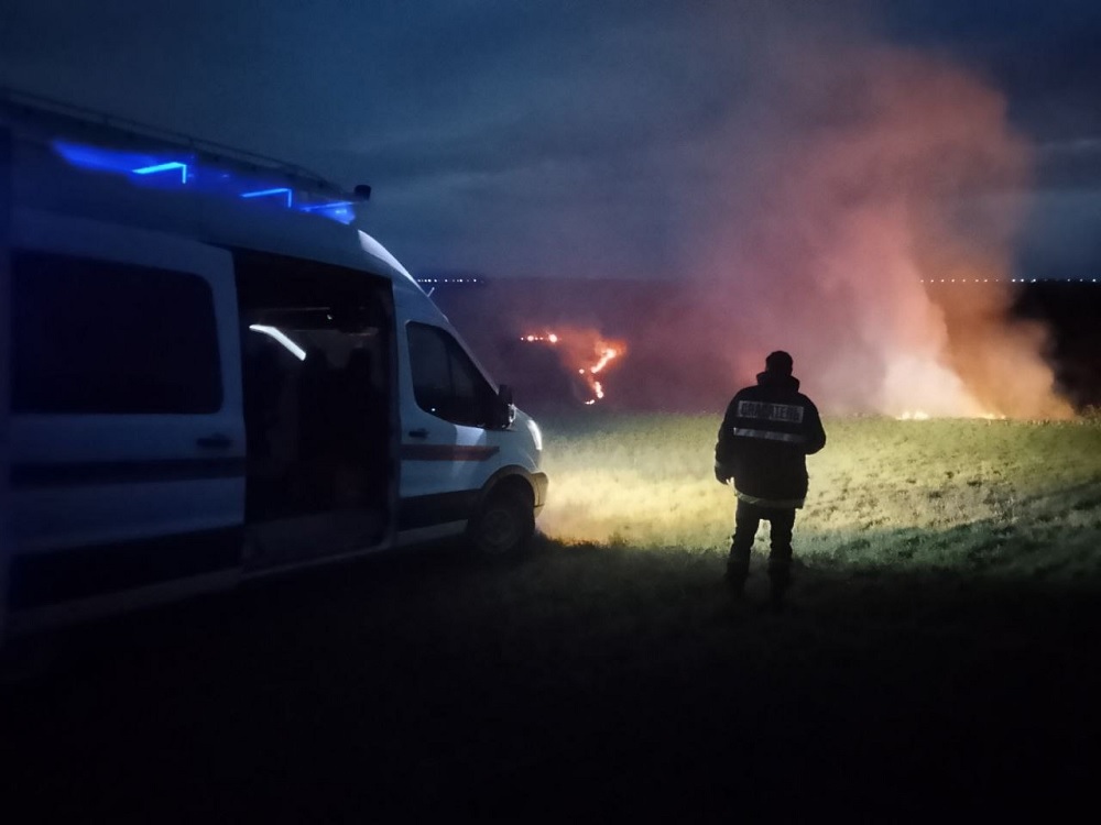 Спасатели потушили ландшафтный пожар в Суздальском районе 