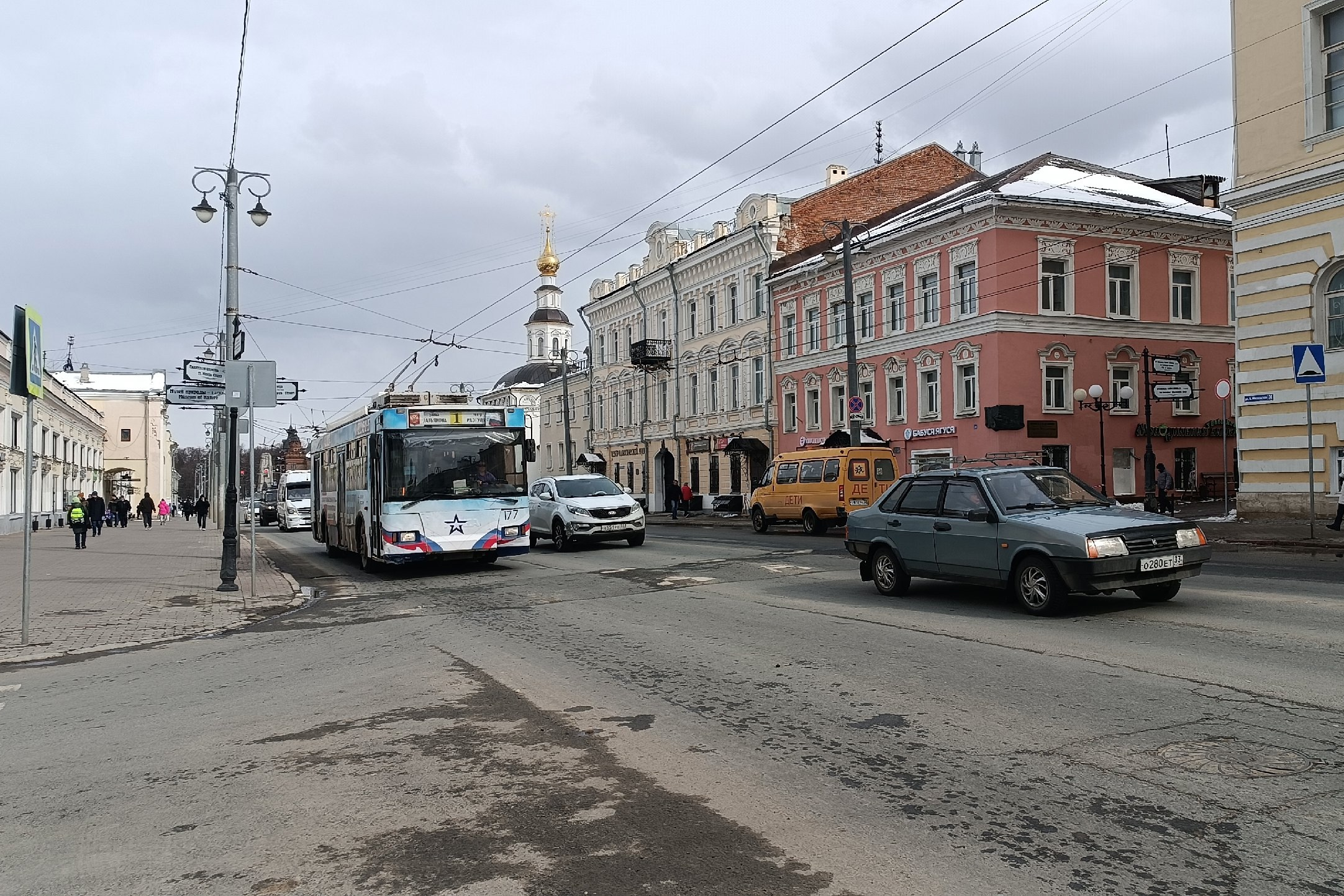 Во Владимире 9 мая изменятся маршруты некоторых автобусов и троллейбусов