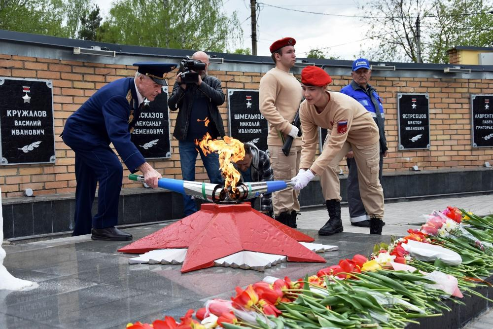 В поселке Красная Горбатка Селивановского района зажжен Вечный огонь