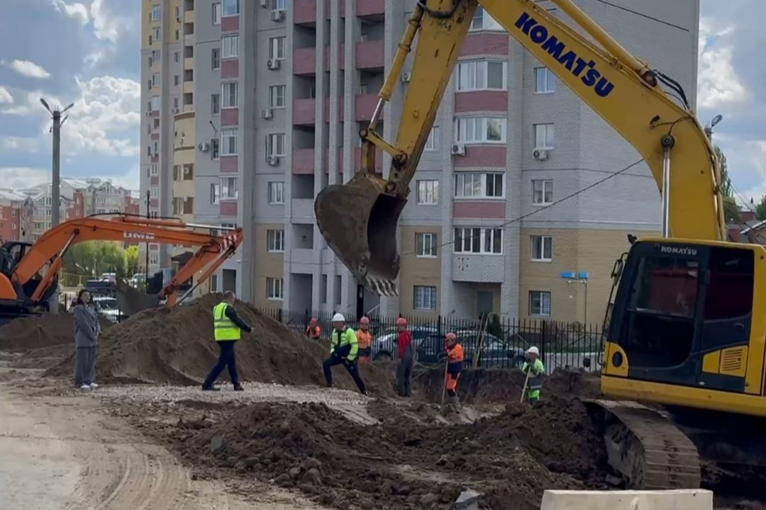На строительстве новой автодороги во Владимире идет перенос инженерных коммуникаций