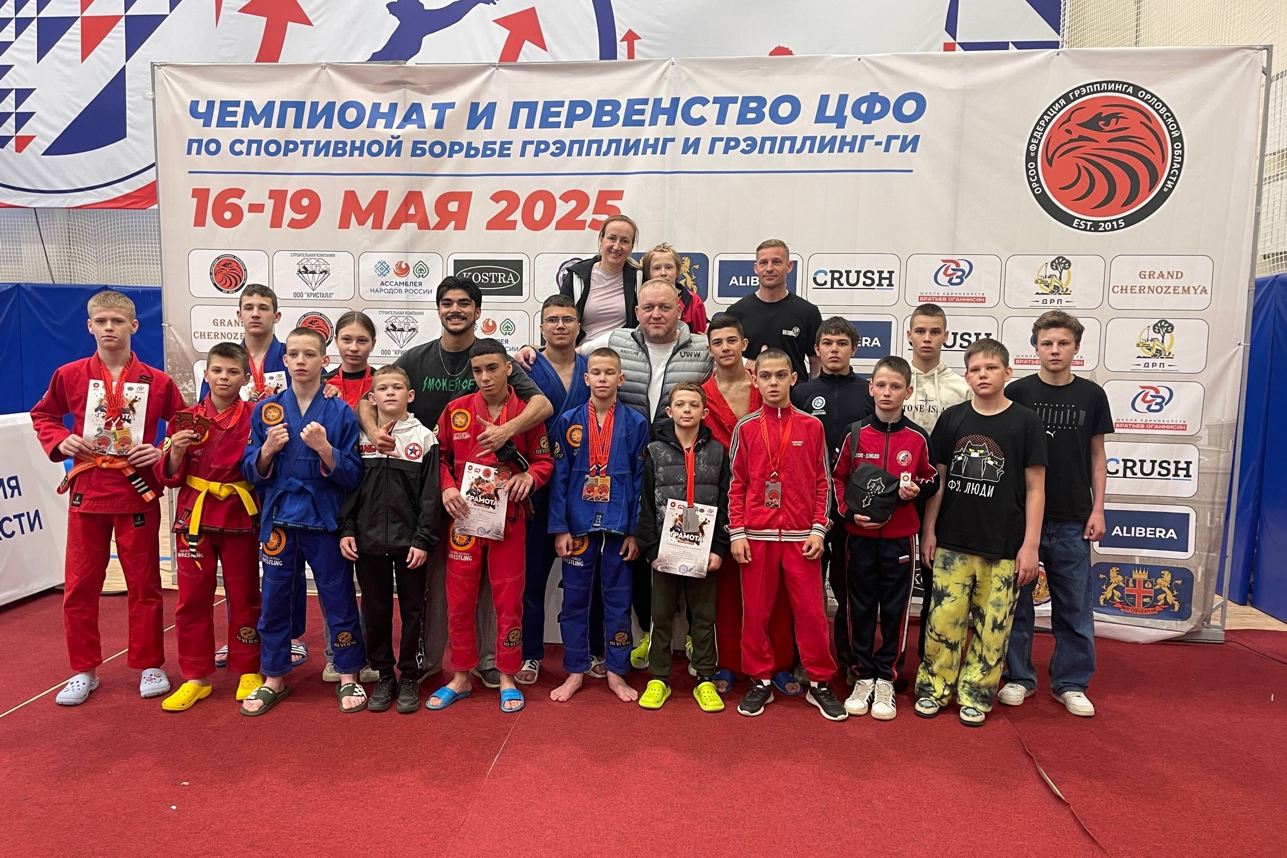 Владимирские борцы завоевали 27 медалей чемпионата и первенства ЦФО