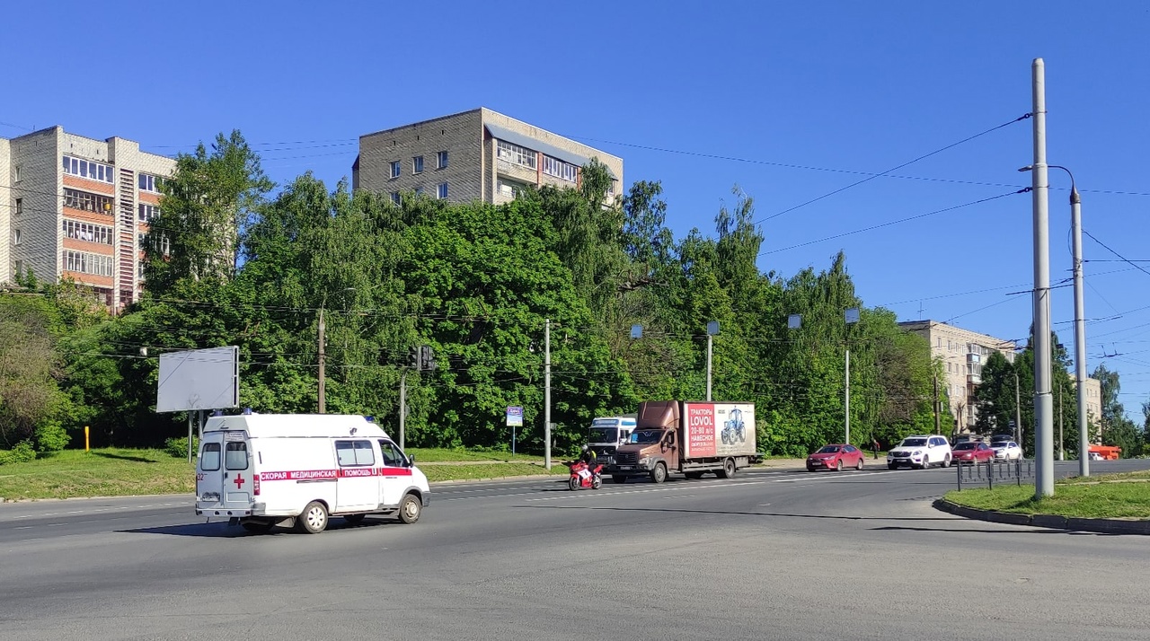  в Госдуме собираются ужесточить наказание за помехи для "карет скорой помощи"