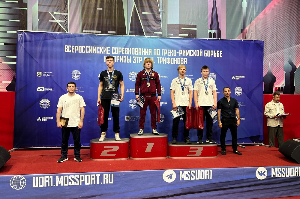 Владимирцы завоевали медали Всероссийских соревнований по греко-римской борьбе