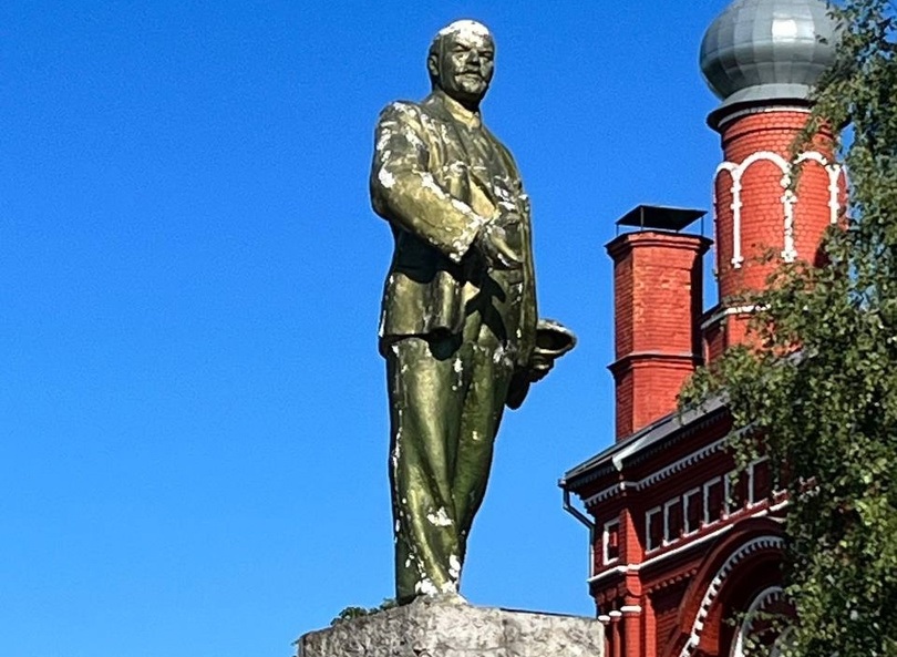 Памятник Ленину исчезнет с площади в Камешкове