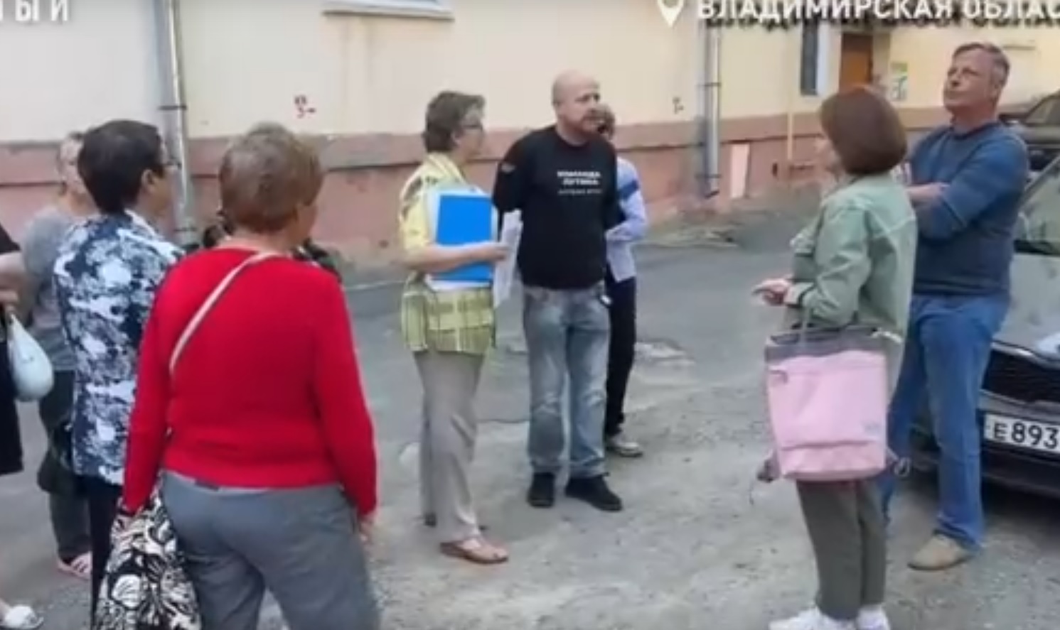 Во Владимире строители угрожают снести детскую площадку ради парковки