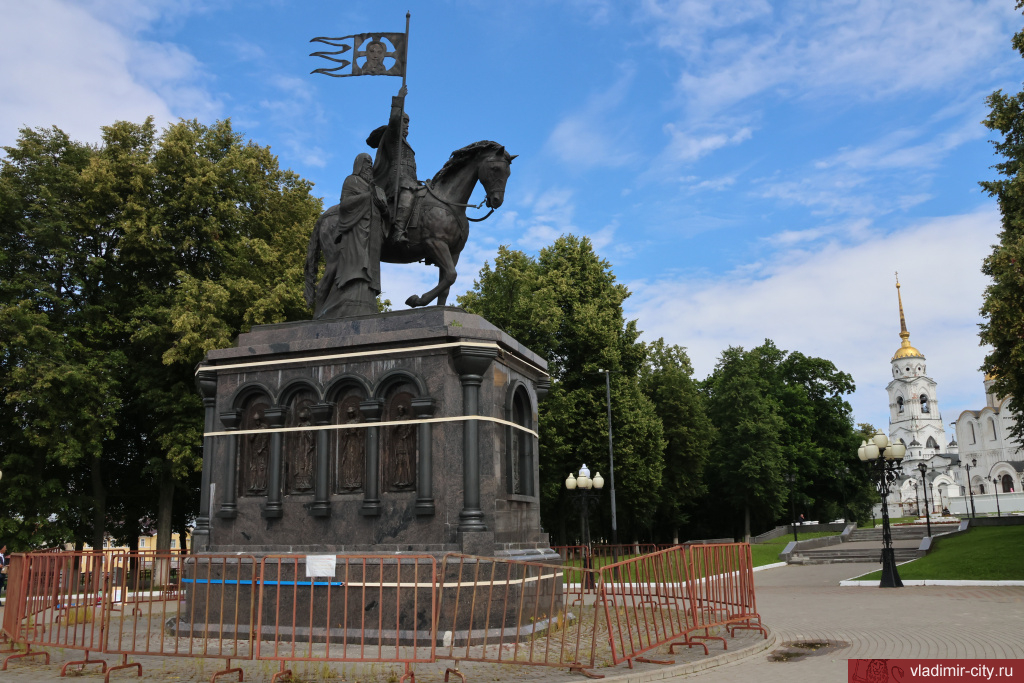 Во Владимире начинается реставрация памятника Князю Владимиру
