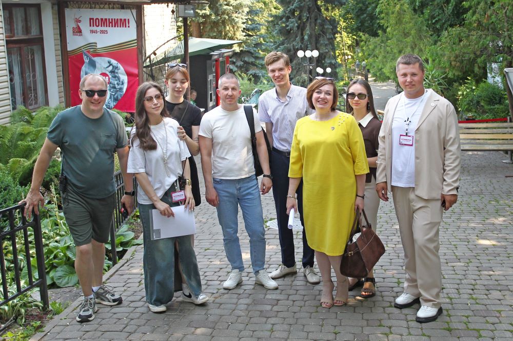 Семейный праздник собрал сотни владимирцев в Патриаршем саду