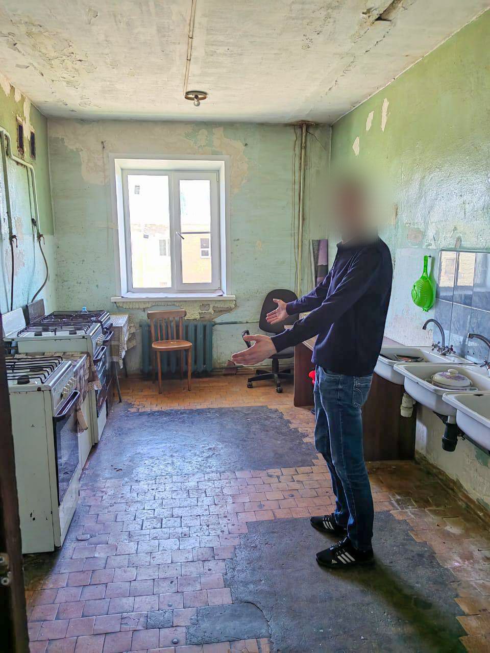 Во Владимире на улице Асаткина женщина в пьяной ссоре ударила мужчину ножом в спину