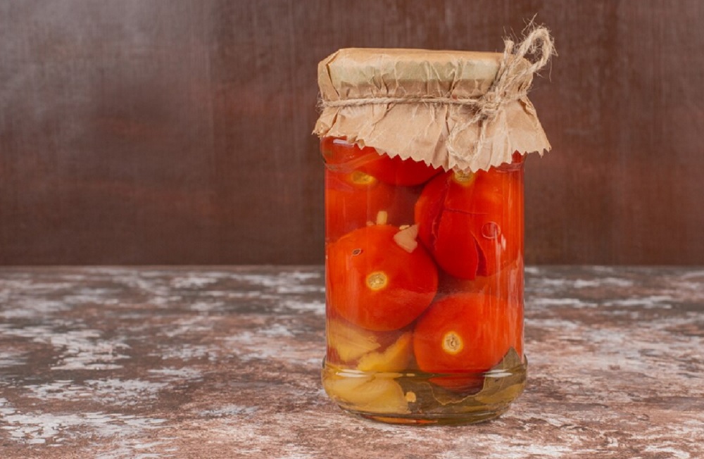 рассол такой вкусный исчезает быстреее помидоров -  без заморочек и стерилизации