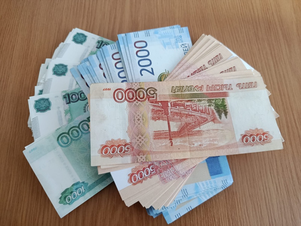 Жители Владимирской области накопили на банковских депозитах свыше 404 миллиардов рублей