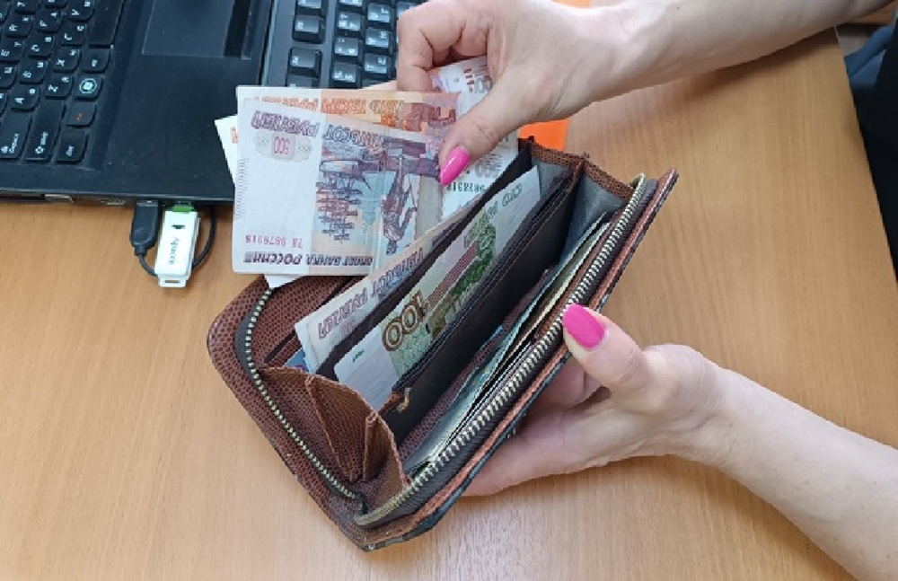 Кассирша во Владимире украла 60 тысяч рублей у работодателей
