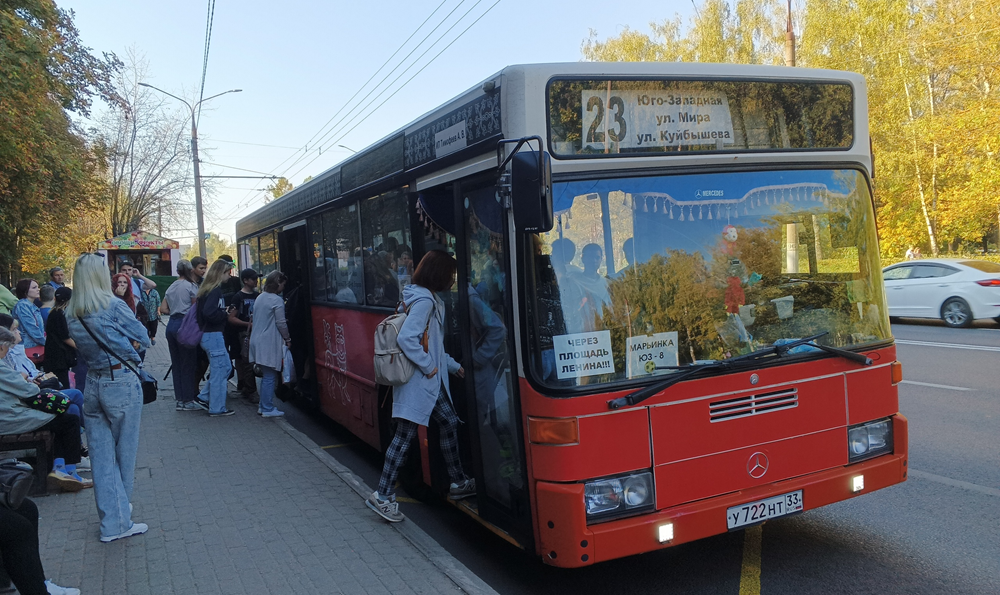 Прокуратура Владимира заставила убрать с рейсов 9 дымящих автобусов